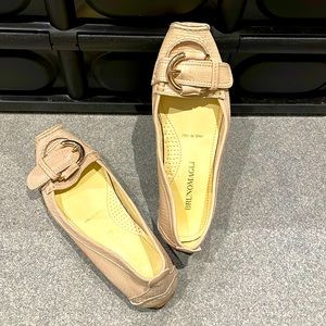 BRUNO MAGLI Flats